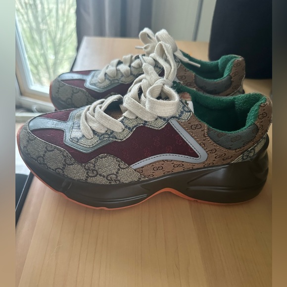 Gucci Rython Sneakers - Picture 2 of 5